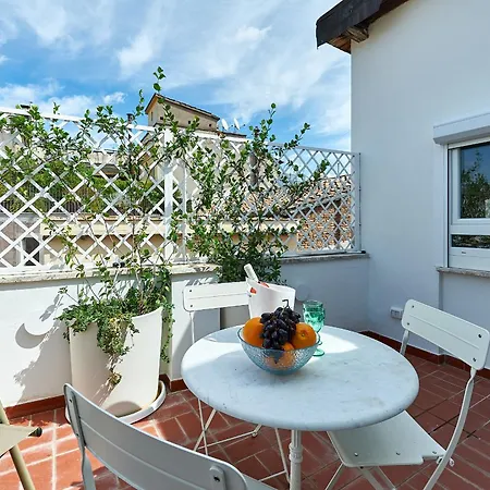 Blue Penthouse Vicino Piazza Navona Appartement *